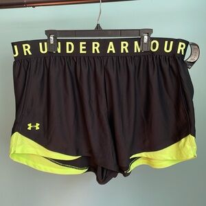Under Armour Shorts w/pockets